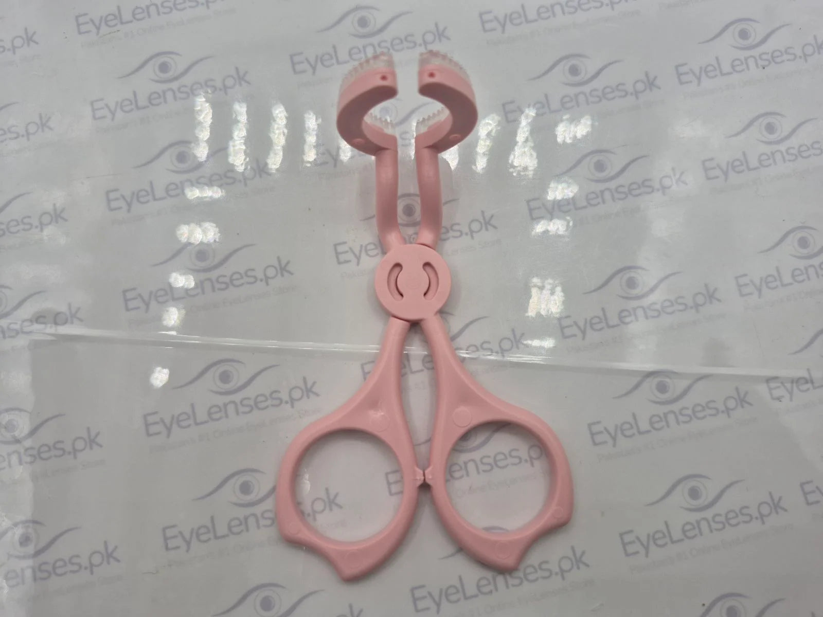 Lens Applicator