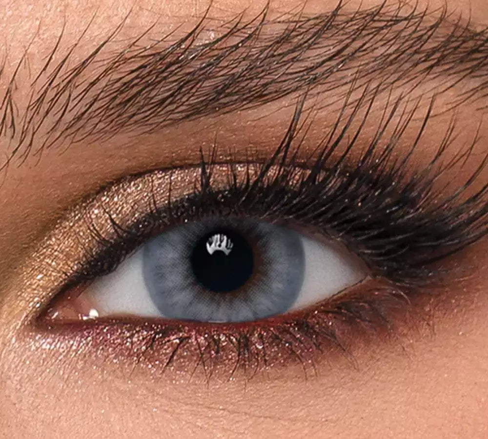 Stardust Monthly – Dress Your Eye